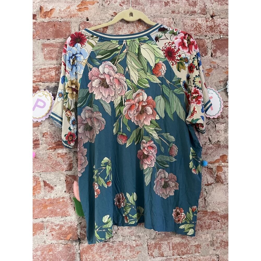 Johnny Was Romano Raglan Short Floral Tee - Picture 4 of 4